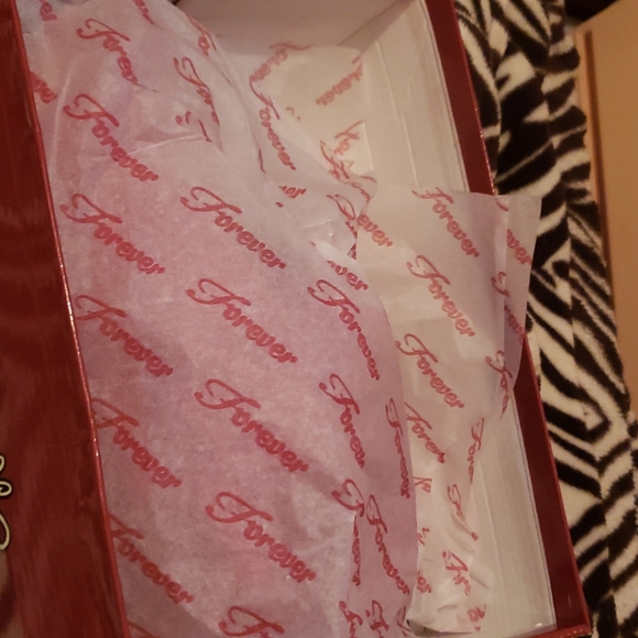 Red ankle boots, suede - Picture 2 of 5